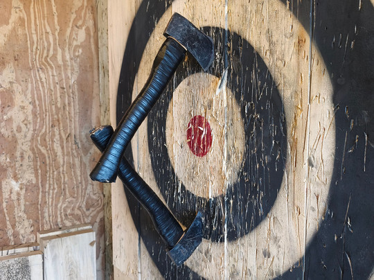 The Celtic Tossers - Axe Throwing-特鲁罗必去景点