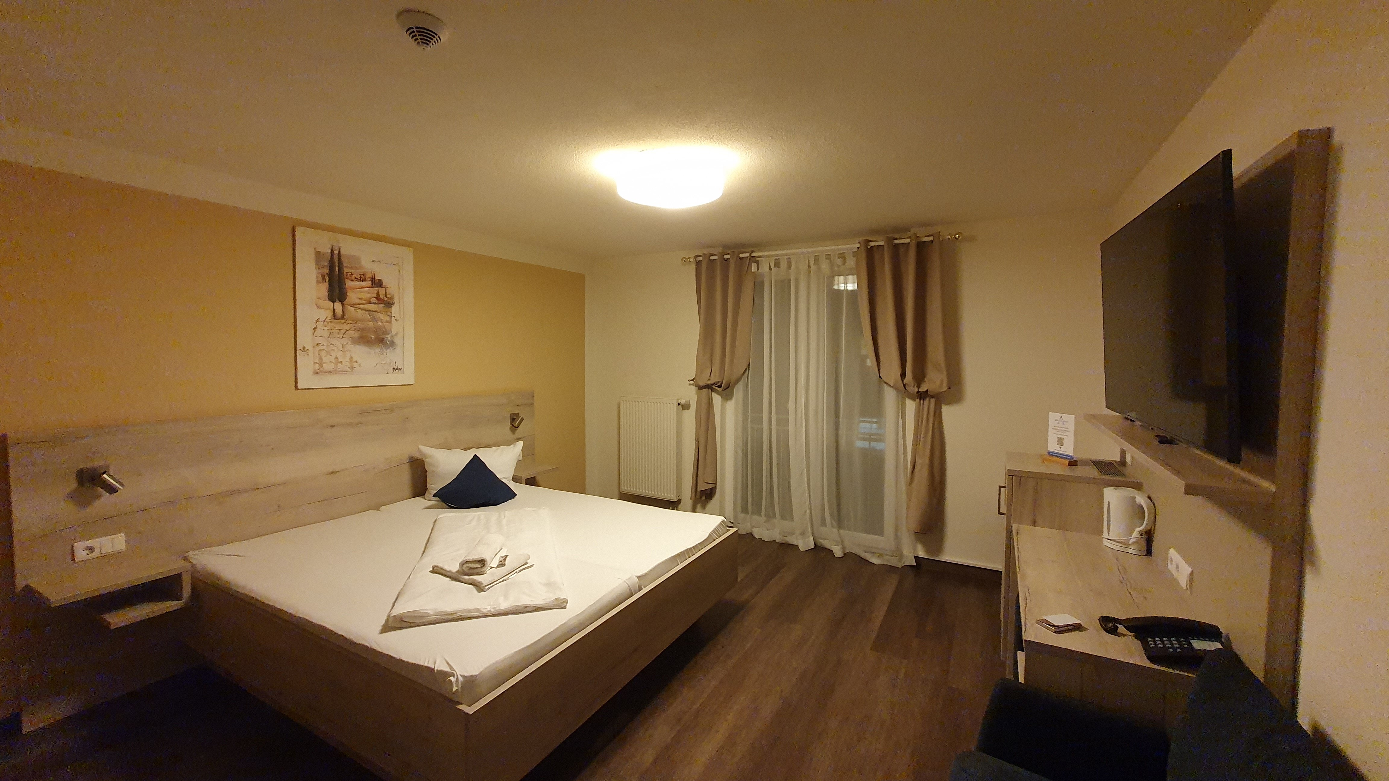 阿波罗阿斯特酒店-客卧