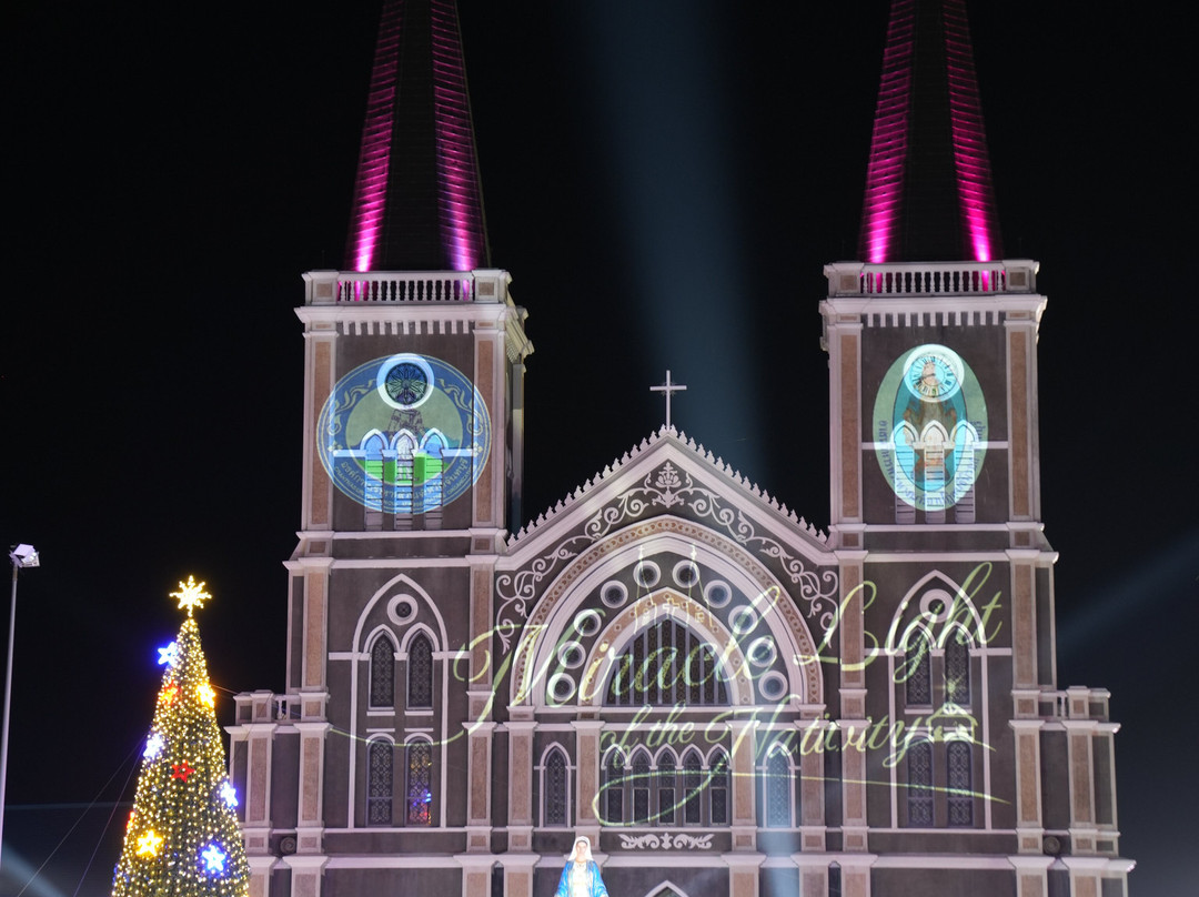 曼尼晨度假酒店主图