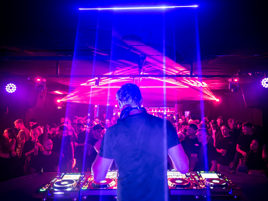 Red CNX-清迈必去景点