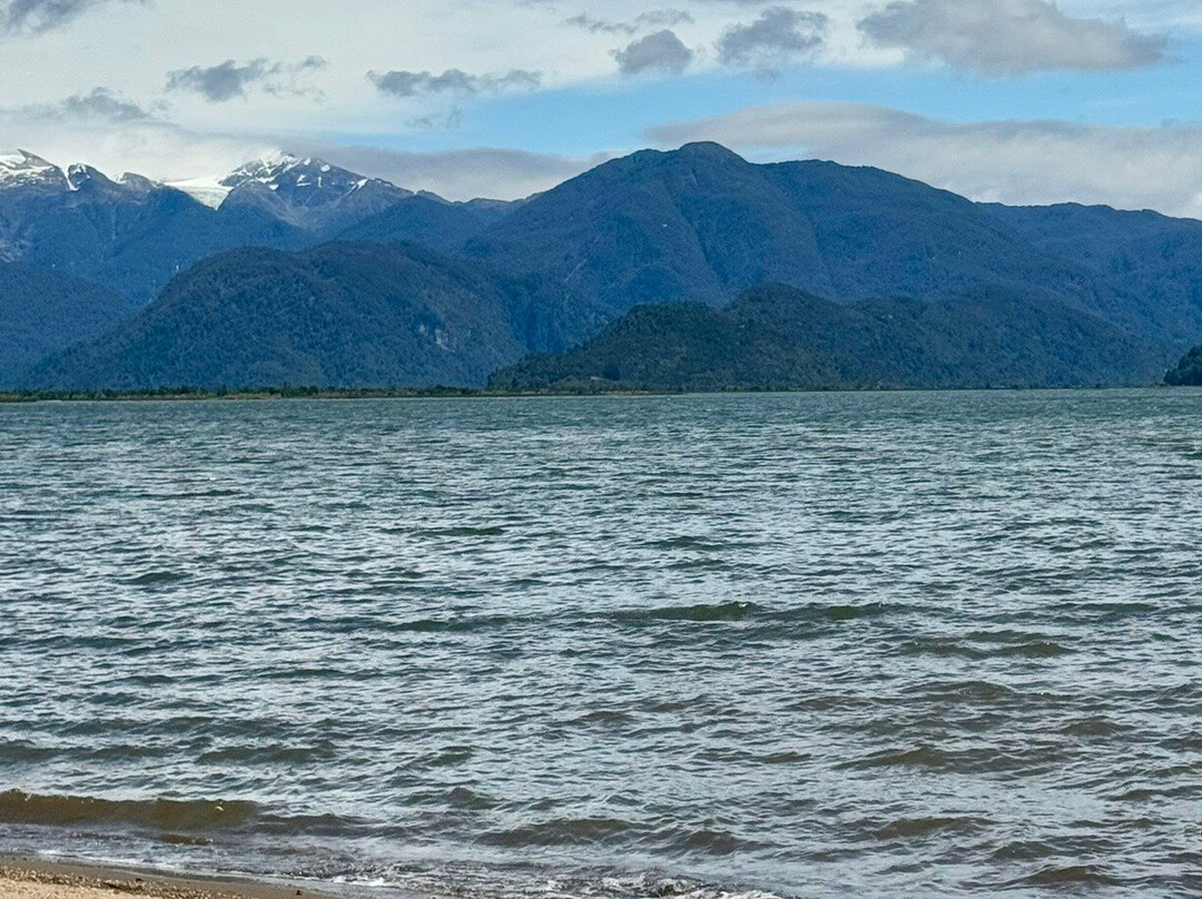 Bahia Acantilada-Puerto Aisen必去景点