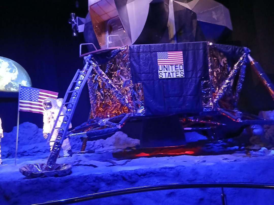 Space Adventure Balneário Camboriu-康泊琉海水浴场必去景点