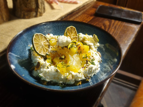 The White Bear主图