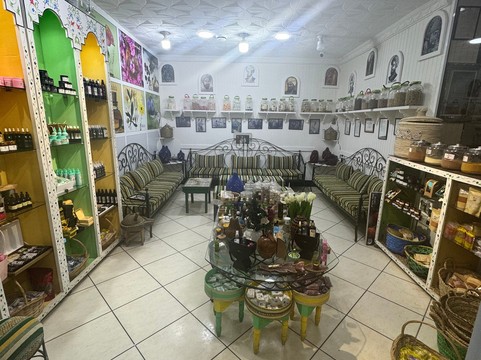 Herbal Medina Center-丹吉尔必去景点