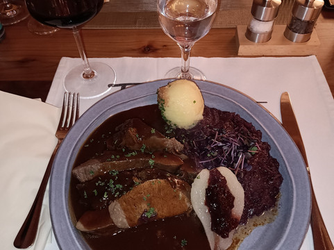 Landgasthof Ostlutter - Restaurant Dorfkrug