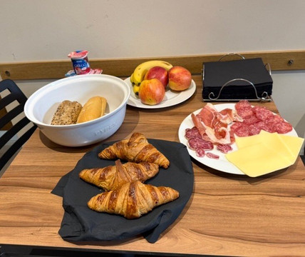 塞尔韦拉大学青年旅舍主图