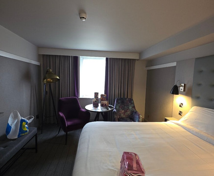 弗罗姆普瑞米尔酒店主图