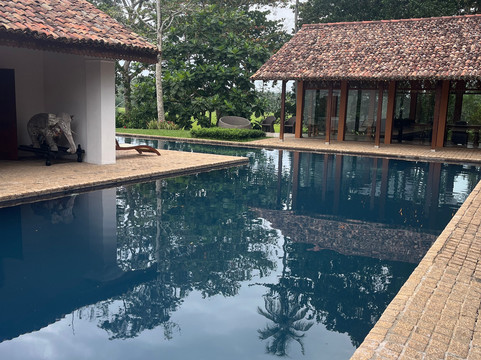 麻雅谭嘉乐酒店主图