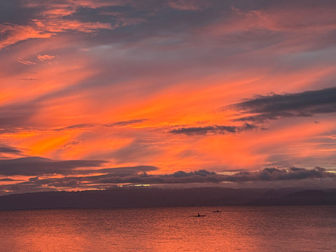 卡比劳日落潜水度假村主图