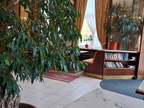 欧罗巴酒店主图