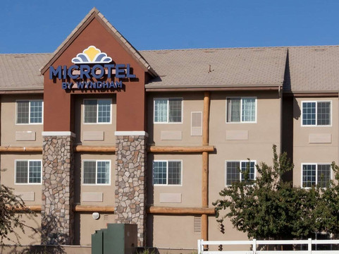 Pine Mountain Club酒店住宿-Microtel Inn & Suites by Wyndham Wheeler Ridge