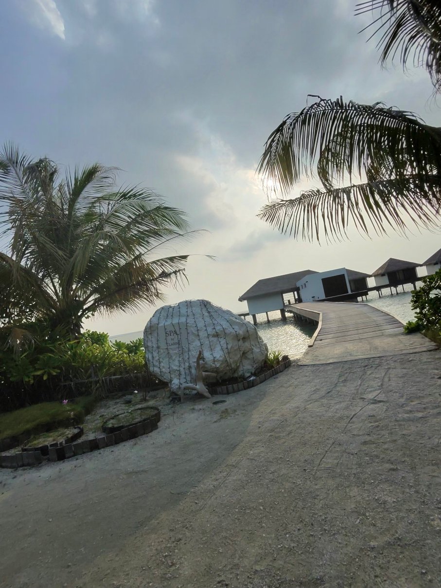 马尔代夫瑞僖敦法鲁玛福斯酒店-官方