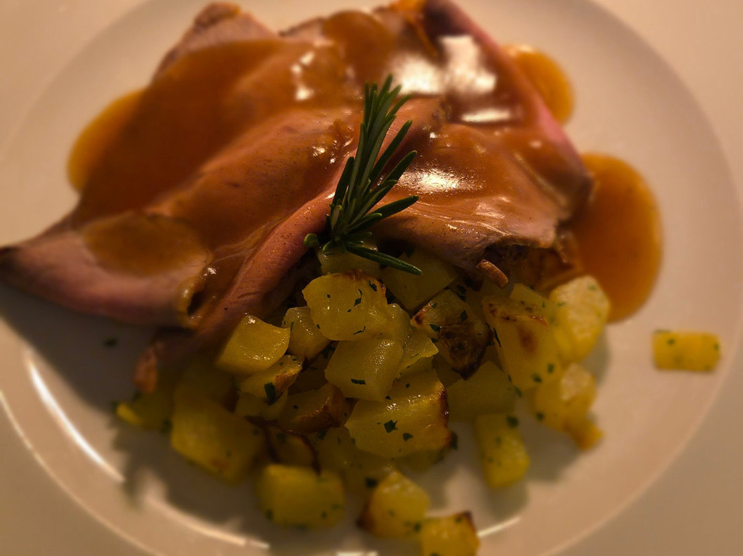 Hotel Castel Pietra主图