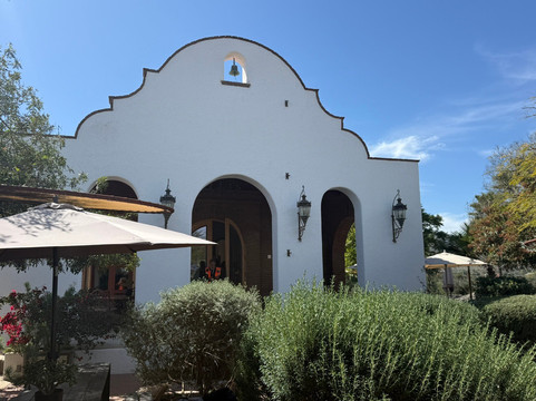 Adobe Guadalupe Vineyards & Inn Aztec Breeding Farm-Valle de Guadalupe必去景点
