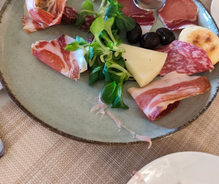 Bar San Francesco-Nicosia必去景点