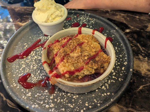 40 Main Café & Wine Bar