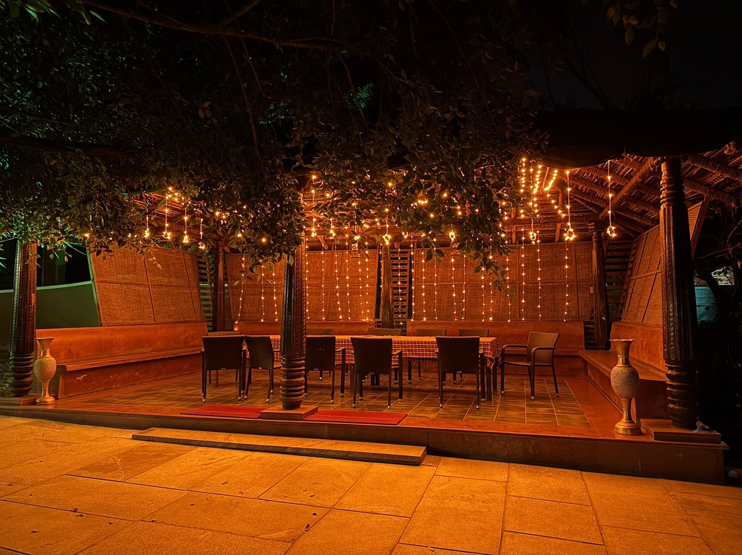 海伊萨拉村度假酒店主图