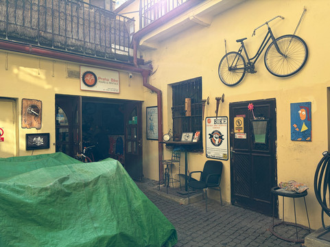 Praha Bike -  Bicycle Tours & Rentals-布拉格必去景点