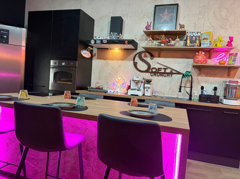 Soft & Crunchy by Vito Iacopelli