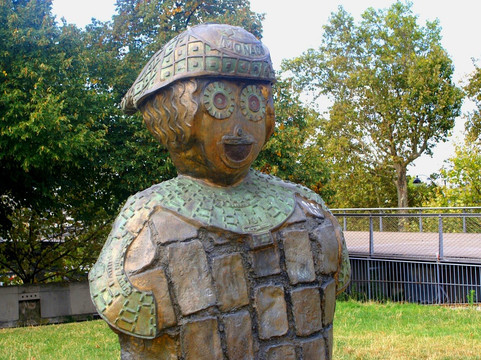 Les Enfants du Monde-巴黎必去景点