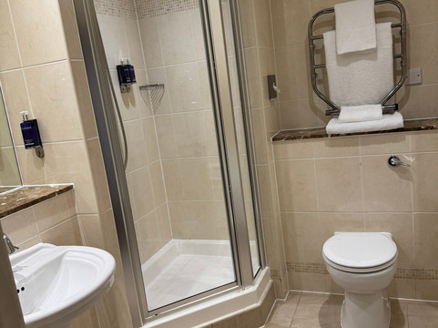 麦肯唐纳门户高尔夫水疗酒店主图