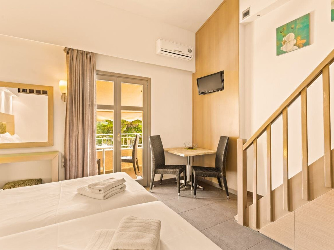 Kalogria Beach Hotel主图