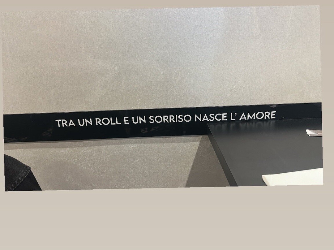 Tichè - Lounge & Coffee Bar