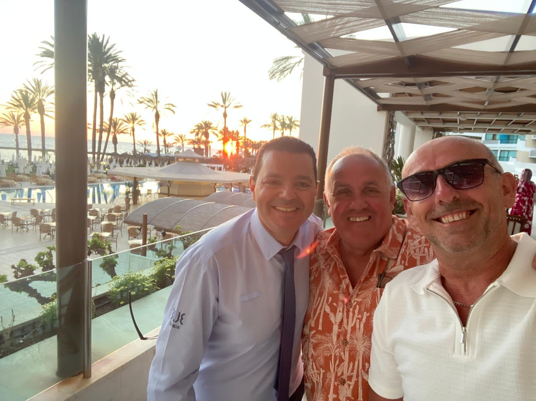 Constantinou Bros Pioneer Beach Hotel主图