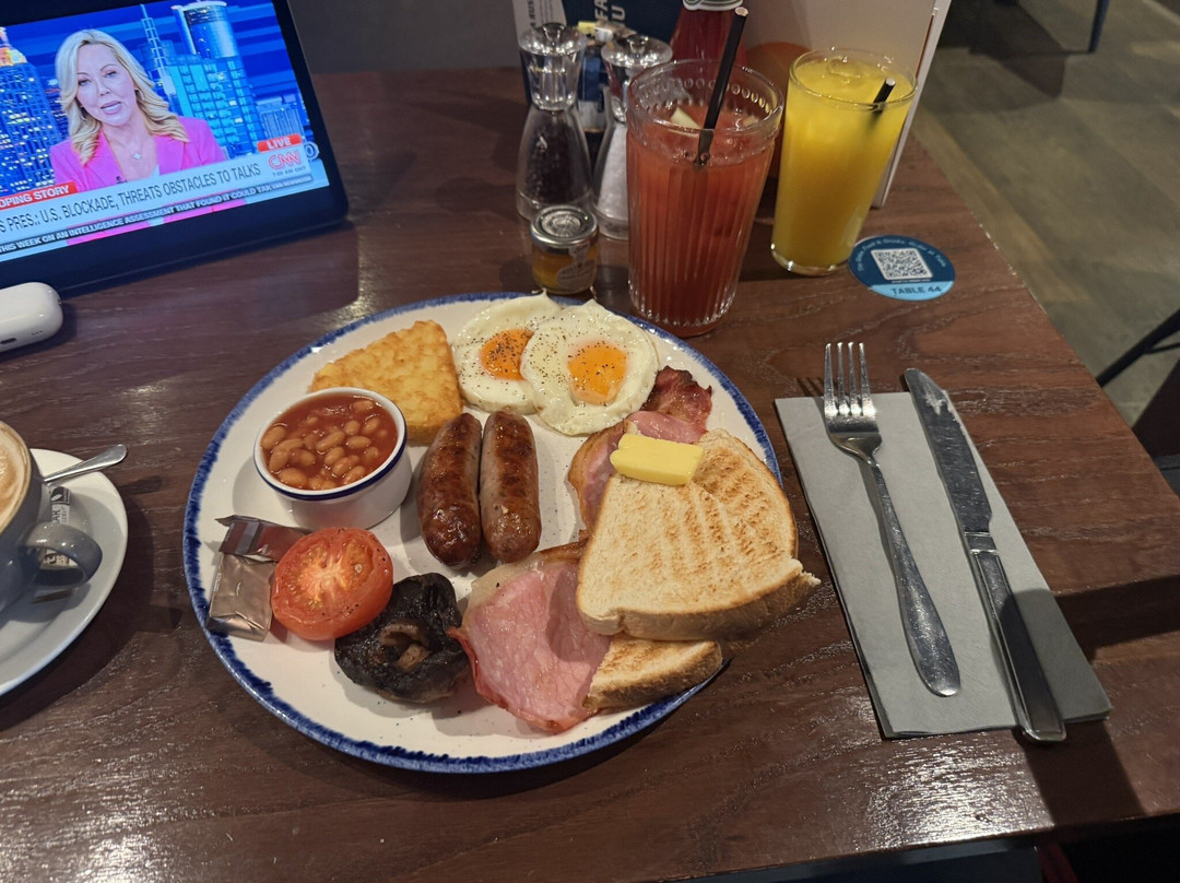 The Globe Pub & Kitchen