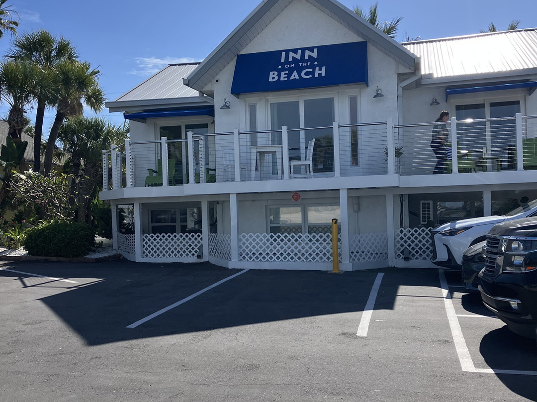 海滩酒店主图