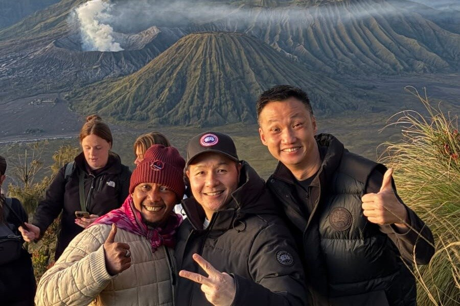 Mount Bromo Sunrise Tour - Koen's Travel Indonesia