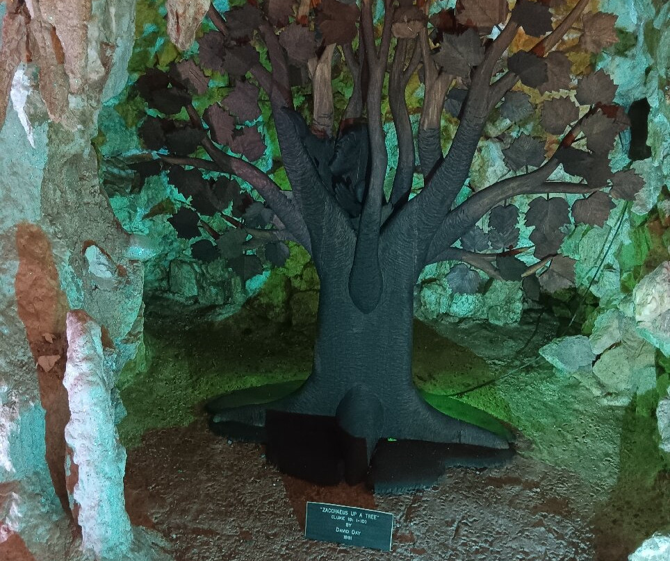 Crystal Shrine Grotto-孟菲斯必去景点