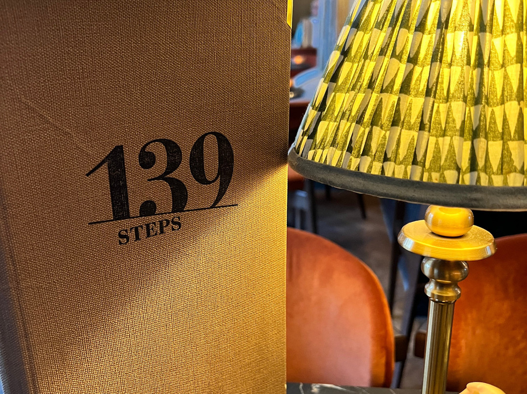 Bar 139