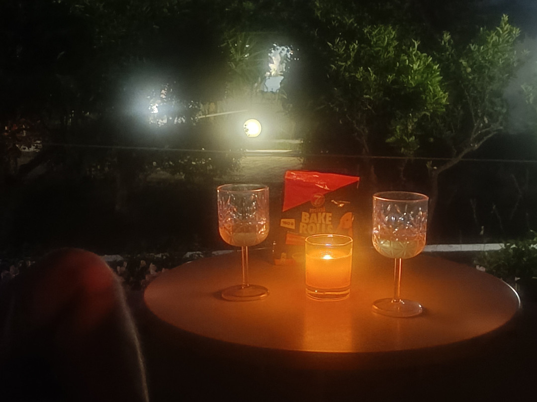 沃茨尔雷基亚酒店主图