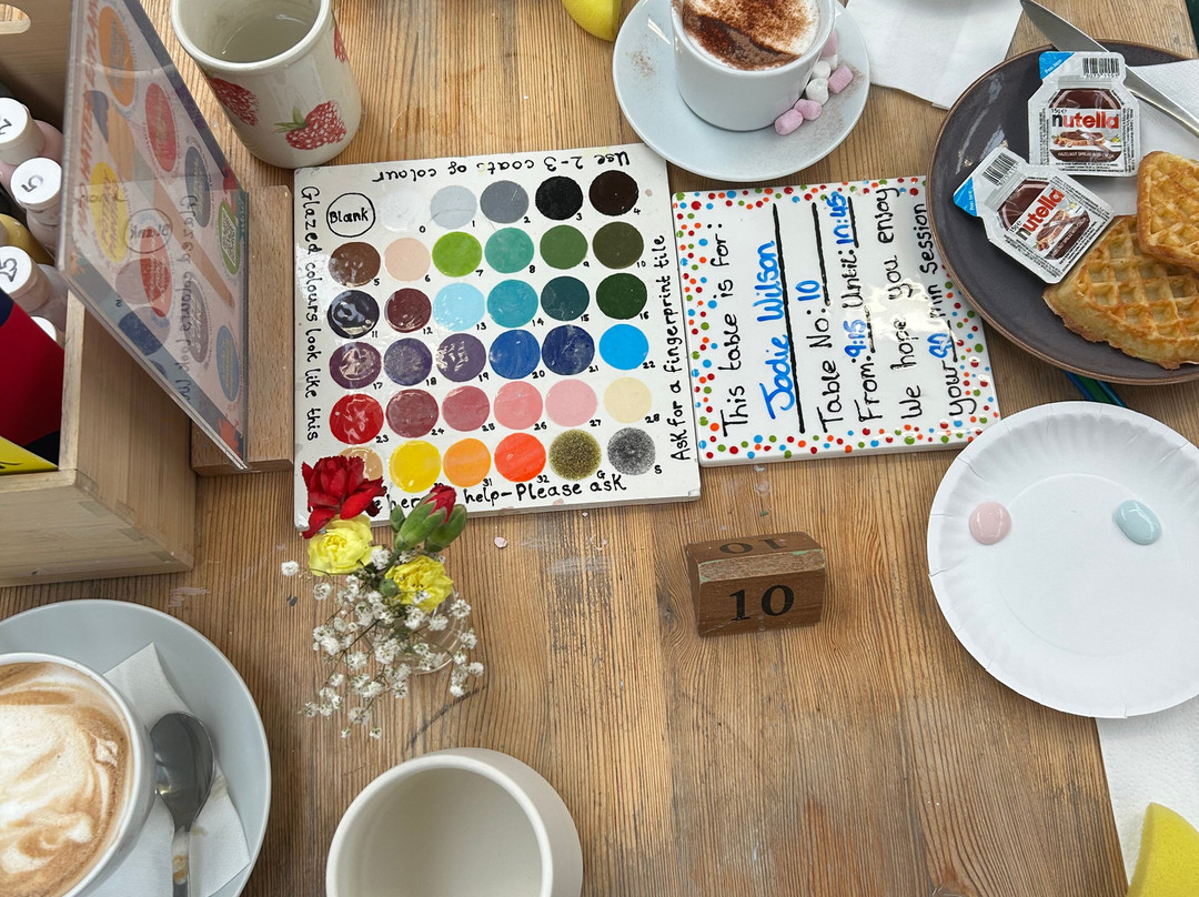 Mad Hatters Pottery Cafe, Arborfield-Arborfield Cross必去景点