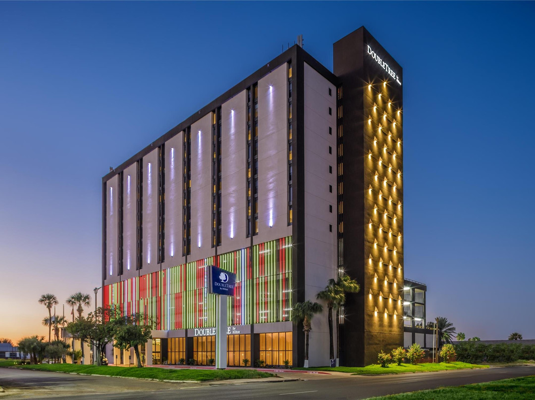 DoubleTree by Hilton Laredo