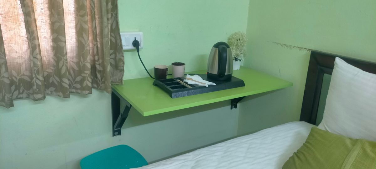 Hotel NKC Airport-旅行者