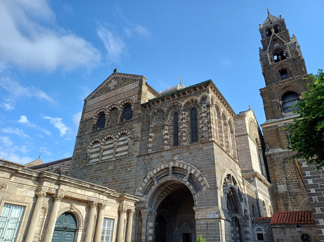 Cathédrale Notre-Dame-勒皮必去景点