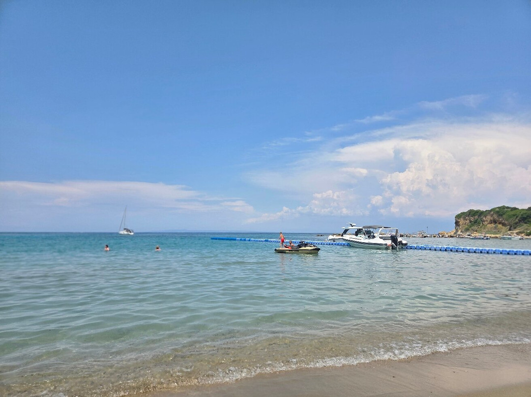 Porto Roma Beach-瓦西里科斯必去景点