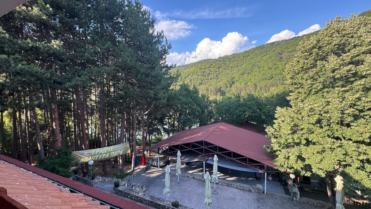 Hotel Gradche-旅行者