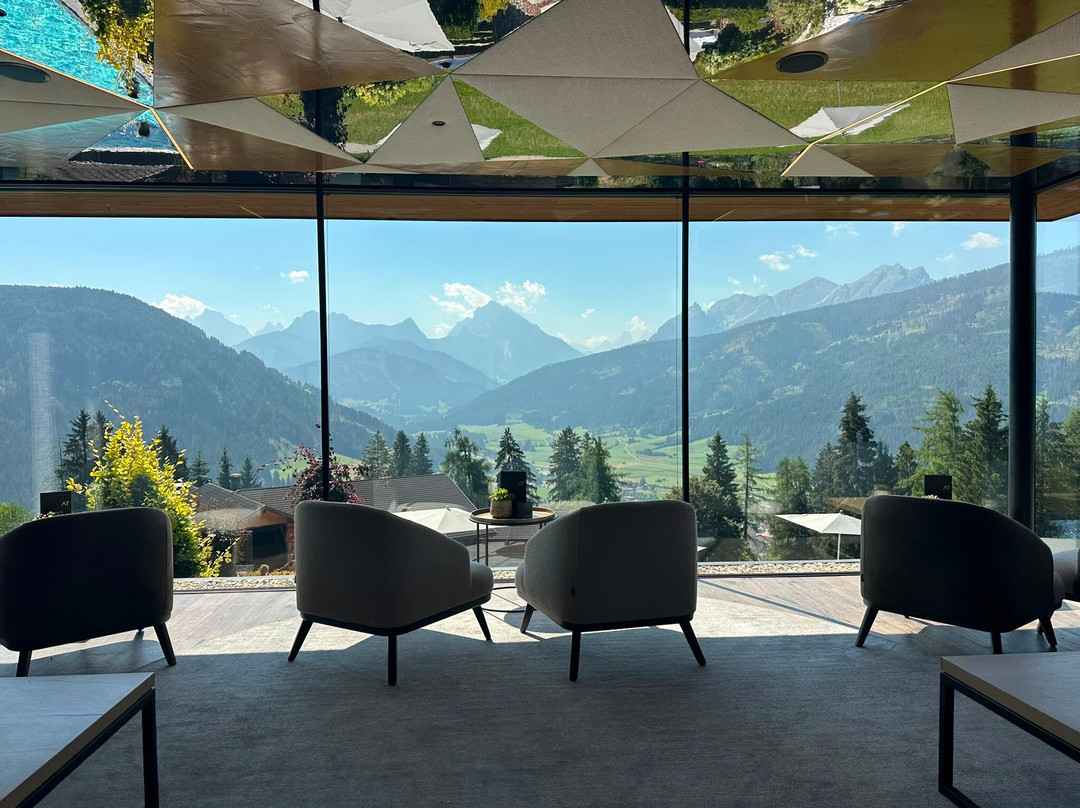 Hotel Alpen Tesitin主图