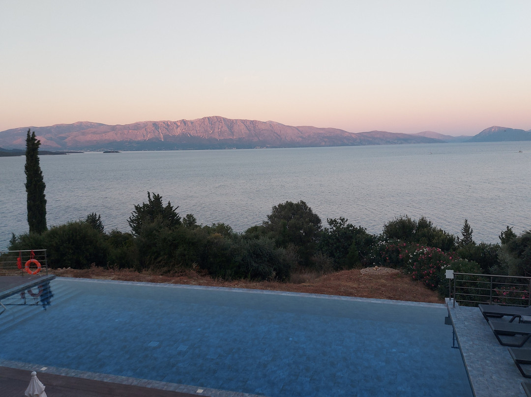 Captain Stavros Suites