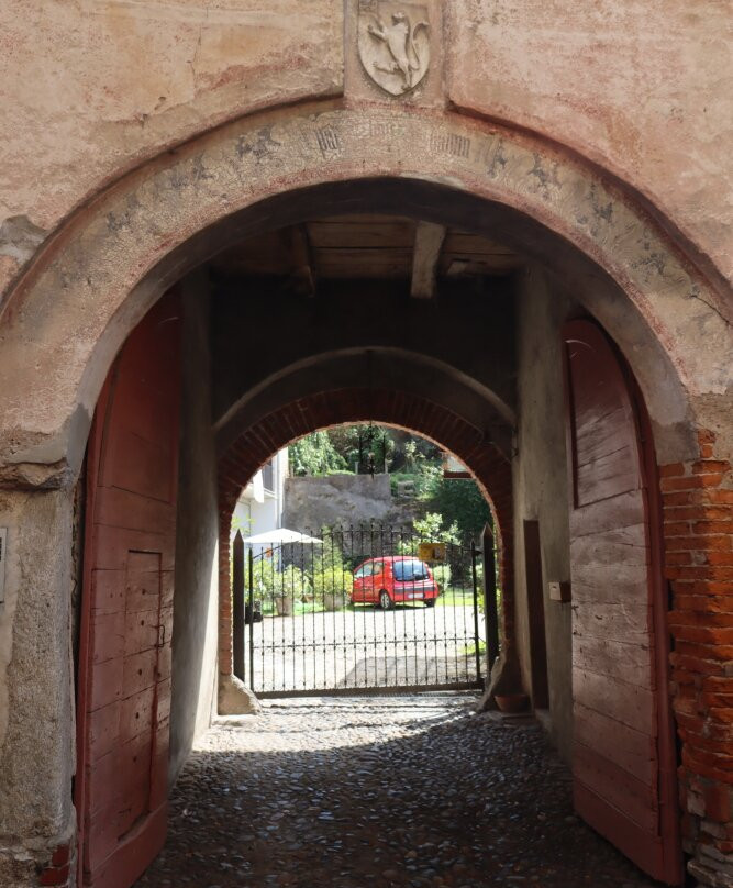 Palazzo dei Castiglioni di Monteruzzo