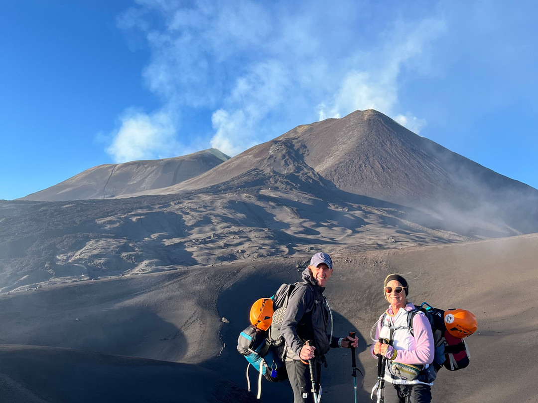 Etna Excursion-Trecastagni必去景点