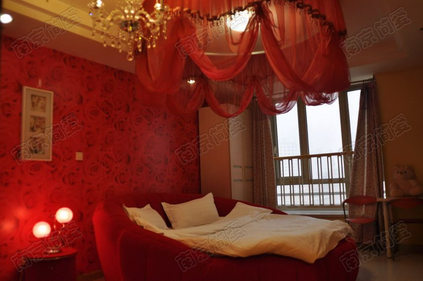 南京简爱主题酒店新街口城开约瑟夫店主图