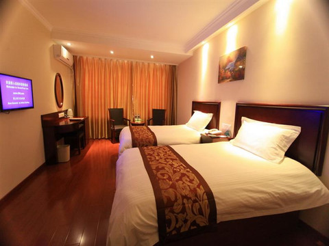 格林豪泰池州青阳汽车站伯益上东城快捷酒店主图