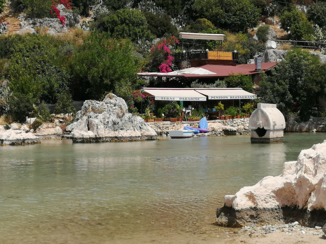 Teras Paradise Guest House & Restaurant