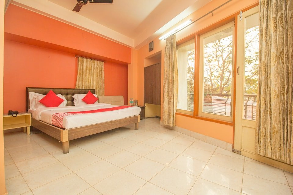 OYO 26227 Sonartari Residency
