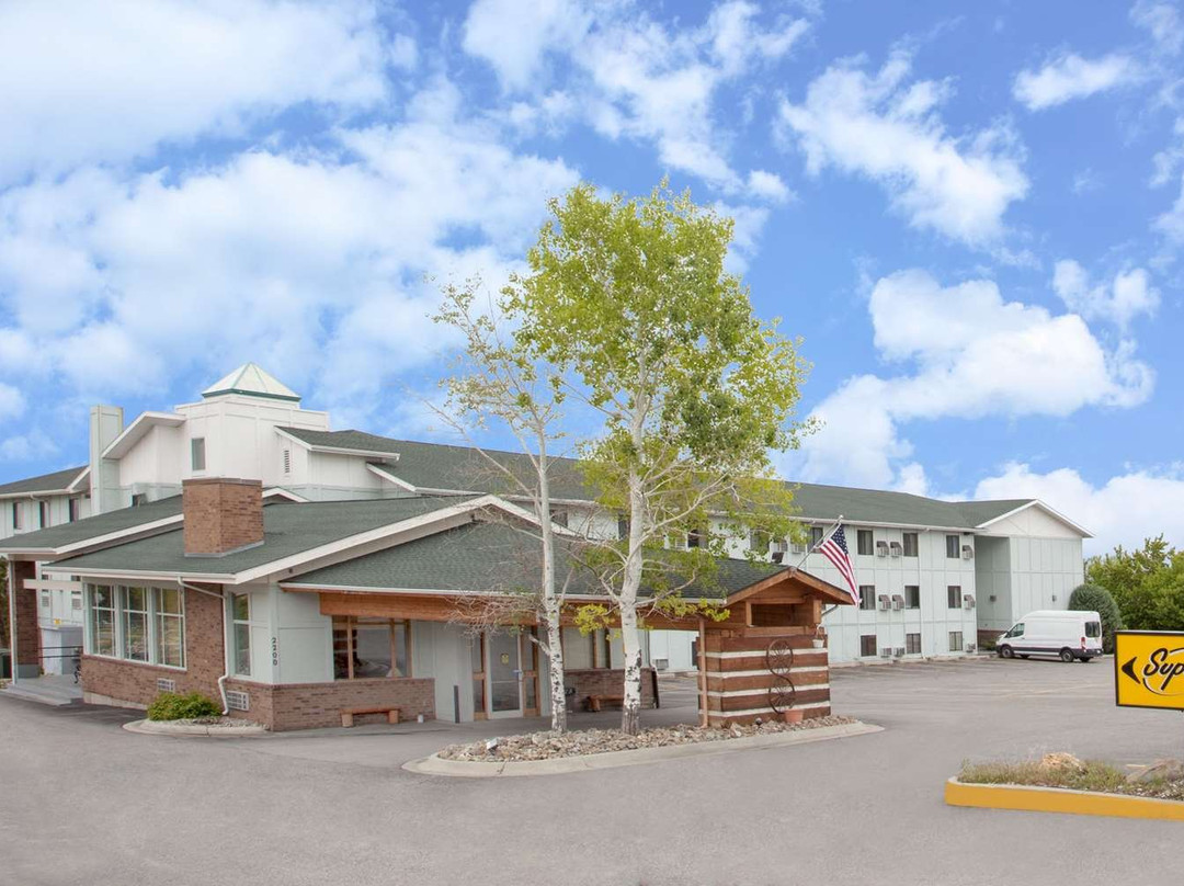 Super 8 by Wyndham Helena