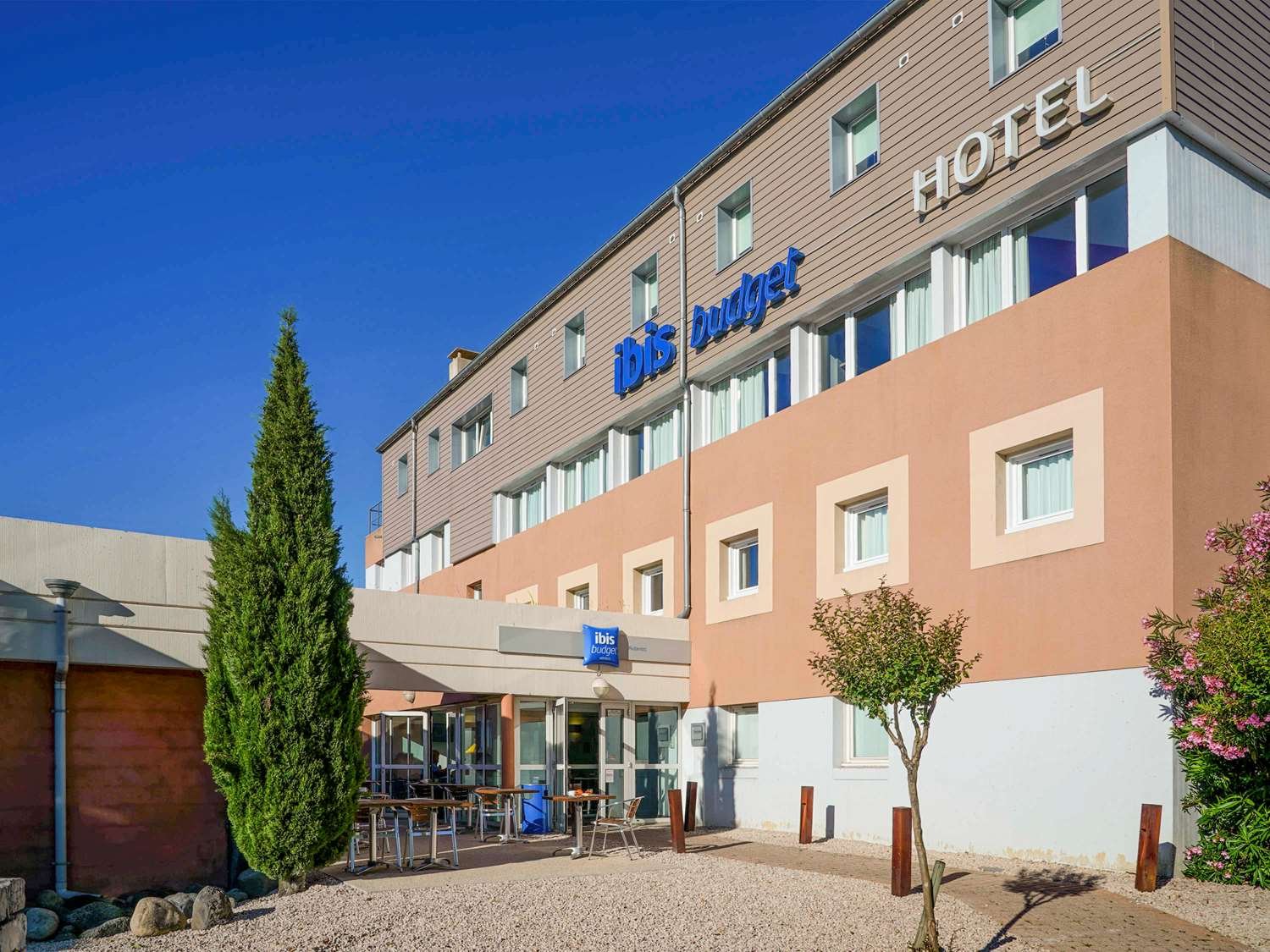Ibis Budget Aubenas-官方